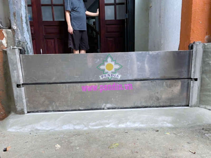 Cách làm cửa chống ngập thủ công tại nhà chi tiết