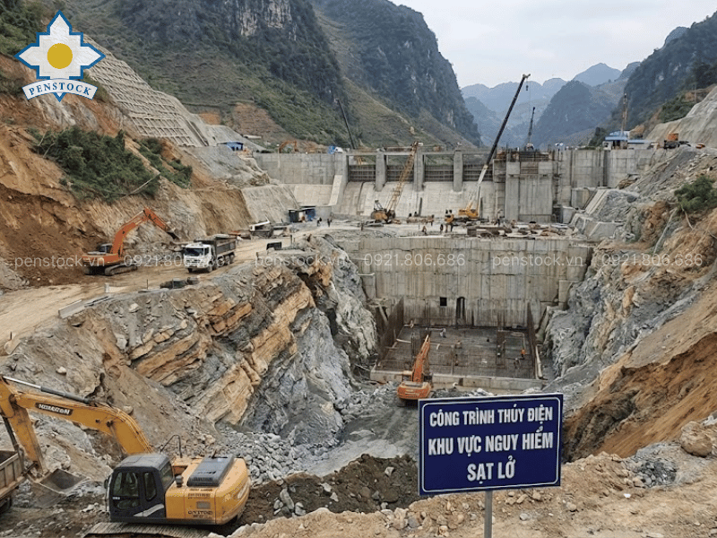 Rủi ro về địa chất công trình luôn đứng đầu về mức độ nguy hiểm và chi phí khắc phục