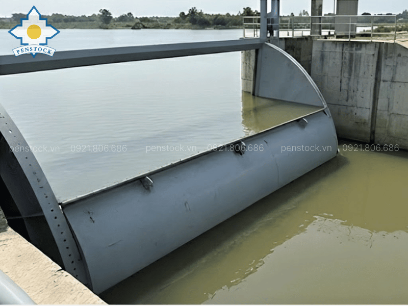 Van điều tiết kết hợp cửa lật phao Penstock