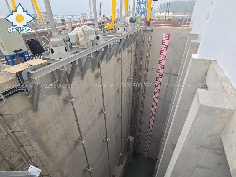 Vai trò chiến lược của cửa phai công trình thu trong hệ thống thủy lợi